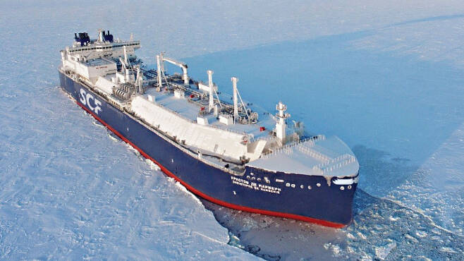 러시아 국적의 LNG선박. The Independent Barents Observer