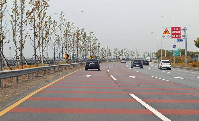 랜드로버 레인지로버 스포츠 SVR 자유로 연비