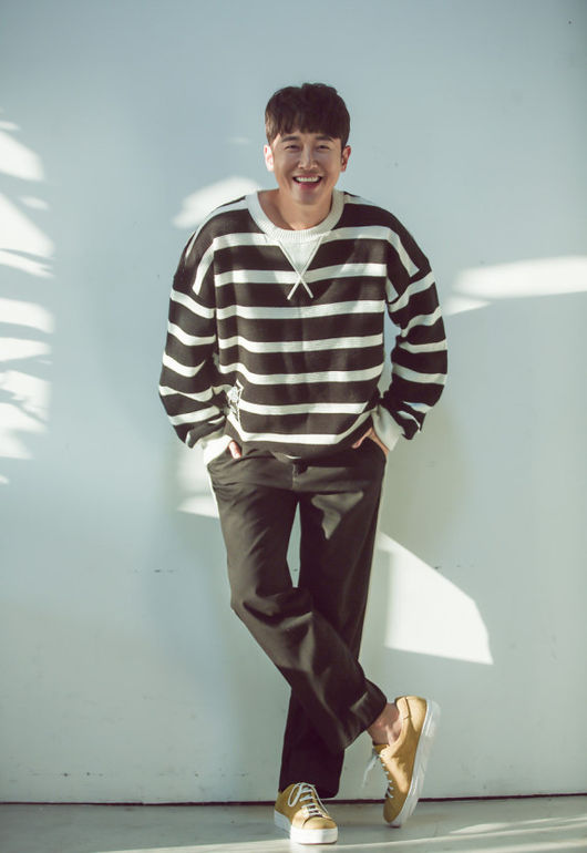 Actor Choi Pil-rip is expecting to resume his activities with Naucalpan Entertainment.Choi Pil-rip recently concluded the FA with a full contract with Naucalpan Entertainment (CEO Shin Seung Hun).Choi Pil-rip, who has been devoted to childcare and second childbirth, will start full-scale activities by confirming his agency.He plans to further expand Acting Spectrum in the era of multi-platform such as terrestrial, general, and OTT.Choi Pil-rip made his debut in MBC drama The Age of Gifted and Talented in 2005 and made his presence clear to the public with stable acting based on his solid skills, appearing in Soulmate, Kyungsung Scandal, Tomorrow Victory, Blow Up Mifunga and Promise with God.In particular, he was noted as a lawyer for a large law firm in the 2019 MBC drama Wolcom 2 Life.In addition, in 2020, E-channel Big Friend showed a sense of entertainment with its charming anti-war charm.Choi Pil-rip said through his agency Naucalpan Entertainment, I have been a professional, but I am confident that I will also digest villains and deficient characters.I will make 2022, which will challenge not only the act but also the entertainment industry. Naucalpan Entertainment Shin Seung Hun said, It is a family with Choi Pil-rip Actor, who has been digesting various genres and characters with a wide range of Acting Spectrum.I will continue to support him in various fields.I would like to ask for your interest and love for Choi Pil-rip Actor, who has been together as a companion of Naucalpan Entertainment. Meanwhile, Choi Pil-rip signed a hundred years with his 9-year-old wife in 2019, and had one male and one female.Naucalpan Entertainment Provides