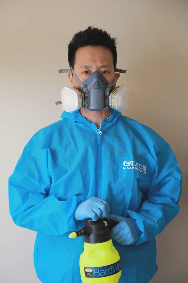 특수청소업체 하드웍스 김완 대표 /사진제공=김영사