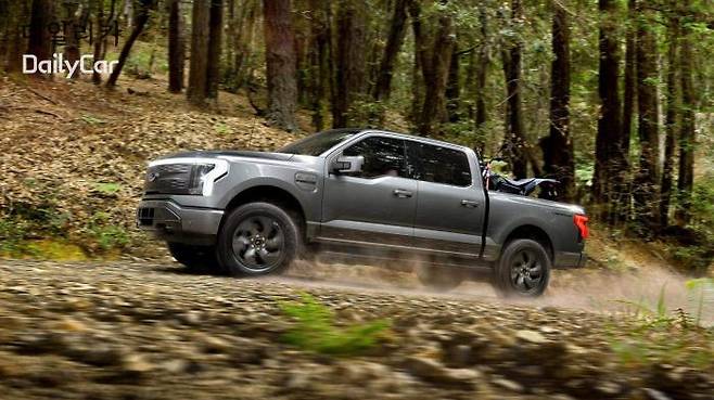 포드, F-150 라이트닝