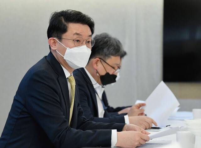 이억원 기획재정부 차관이 18일 정부서울청사에서 열린 \