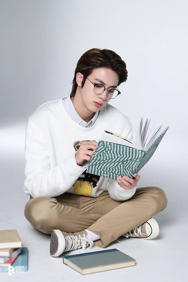 "들튀하고 싶어요♥" 방탄소년단 진, 귀여움과 멋짐 '아름다운 남자'