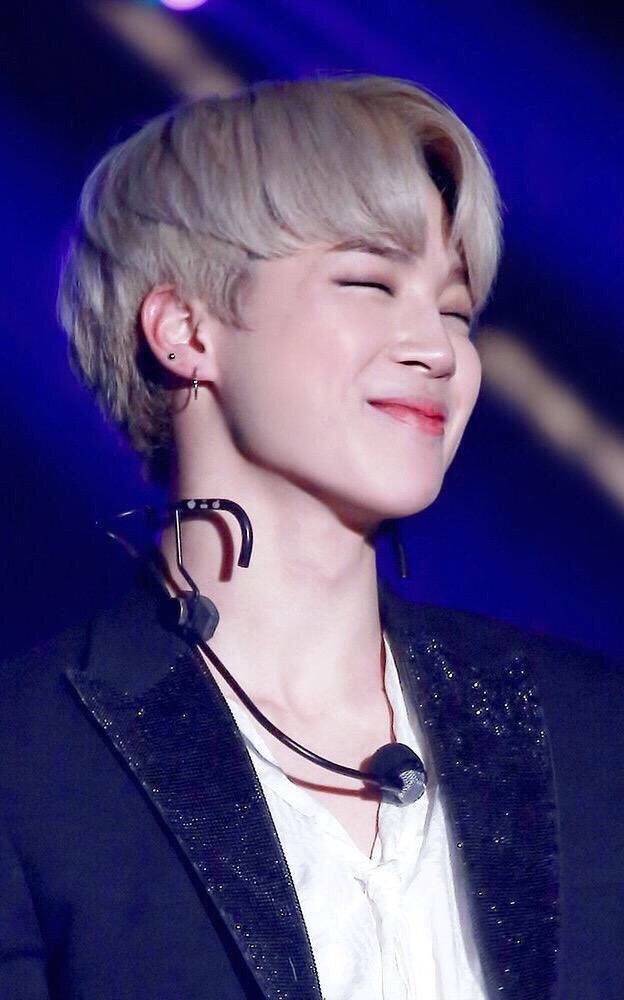 '국보급 러블리♥' 방탄소년단 지민, 눈웃음이 예쁜 애교장인 아이돌 1위