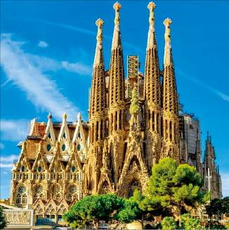 가우디의 사그라다 파밀리아 대성당.