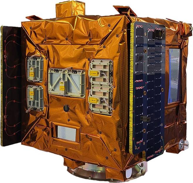 한국형 발사체 누리호 2차 발사 시 탑재될 성능검증위성(PVSAT). 사진=과기정통부