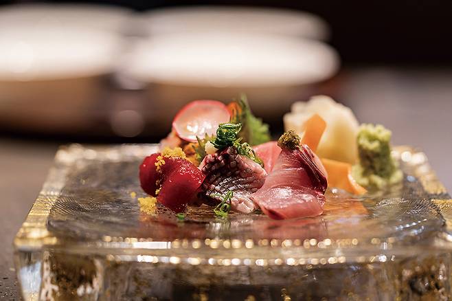 서래마을의 미식 공간을 소개한다. 사진은 다이닝고의 메뉴./사진제공=다이닝고