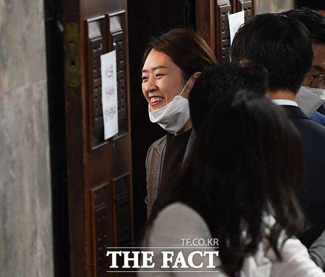 문재인 대통령의 입으로 활약한 고민정 더불어민주당 의원./더팩트 DB.