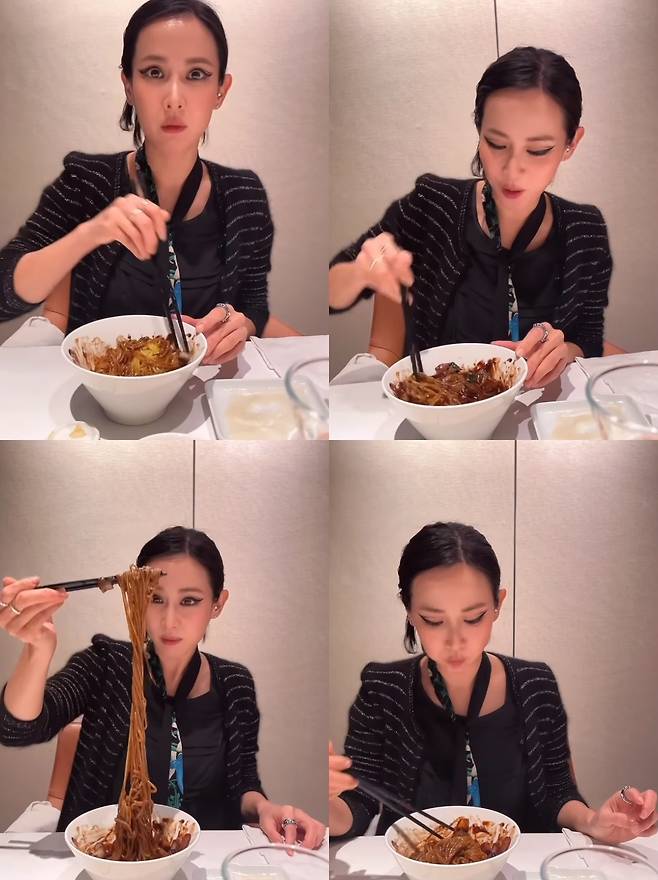 Seoul = = Actor Cho Yeo-jeong admired the taste of jajangmyeon (jajangmyeon) that he had eaten for a long time.On Monday, Ock Joo-hyun posted on his Instagram account that the word theres lunch, the jjajangmyeon is really clean and delicious among these Friends words should never be shed (between our friends).He said, The reason is that she is going to eat jjajangmyeon once or twice a year, so all the places she recommended were failed, and I know that someone who has eaten a lot of meat. Anyway,I will not miss it, and sweet and sour pork and jjajangmyeon are the tops here. In the video, Cho Yeo-jong began to rub the jjajangmyeon saying, Tomorrow, the size of the clothes is measured, so you should not eat it.Ok Joo-hyun said, I do not eat it often, so I do not know how to rub it.Cho Yeo-jong said, Oh, I saw a lot of it in the food, but I was excited and forgot. After eating hard, I was impressed by the fact that it was really delicious.Meanwhile, Ok Joo-hyun and Cho Yeo-jeong are famous for their close friends.Ok Joo-hyun is appearing in the musical Rebecca and will also appear in the musical Matahari which opens on May 28th.