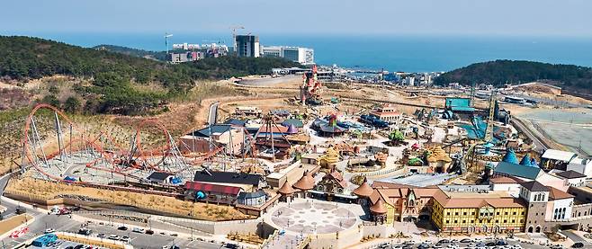 지난달 31일 문을 연 롯데월드 어드벤처 부산 전경./뉴스1