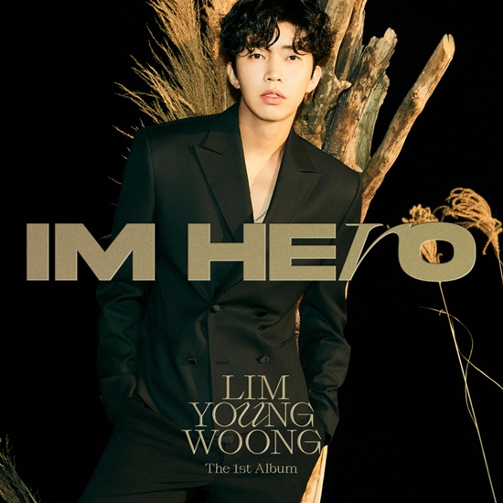 Singer Lim Young-woong filled the first regular with music of various genres.Im Hero is the first regular album released by Lim Young-wong in his debut six years.It is filled with 12 songs of various genres and music styles, including the title song Can I meet again of the ballad genre that Lee Juck has worked with.I waited so long, I prepared so hard as it was my first full-length album, said Lim Young-woong, who was in public with his first full-length album.I hope I get a lot of interest and love. I thought that it was not enough to make it all, so there were many situations where I was going back to the first time. So I seemed to have focused all my attention on the idea that I should concentrate only on the album.I can not be perfectly satisfied, but I think I can say that I am a little satisfied because I did my best. The title song Can I Meet Again was written and composed by Lee Juck, and Jung Jae Il added string arrangements.Lim Young-woong said, I talked to Lee Juck Sunbather for a long time, and when I heard the first song I sent since then, the afterlife went on for a long time.Jung Jae-il added to the arrangement of Sunbather, so the impression was deepened. Lim Young-woong has made a lot of efforts to give a deep-seated luxury ballad song with his voice.I was really happy to think that I could listen to this wonderful music through my voice to my fans.So I made a lot of effort to sing better, he said.This album is expected to reveal its presence as a vocalist who can digest various genres of music, not trot singer Lim Young-woong.It is expected to ring the hearts of the public and give comfort to the voice of Lim Young-wong as it is an album filled with songs that are filled with various stories and emotions.Lim Young-woong, who is expanding the spectrum as a singer while walking silently on his own path.He said that the love and support of the fans was the biggest force in coming to this place. Lim Young-woong said, Thanks to the fans of the hero era, I am here.Thanks only to your unchanging hearts toward me. Lim Young-wong is making every effort to prepare for the national tour concert in return for the hot support of such fans.I and everyone in charge are preparing hard with responsibility and mission, he said.When you enjoy a solid concert with both scale, room and pleasure, and when you go home, you are preparing to do your best so that you can think of playing really well and see you again.Lim Young-woongs first full-length album, Im Hero, will be released today at 6 p.m. on various online soundtrack sites.The title song Can I meet again music video will be open at 8 am on the 3rd.Photo: Fish Music