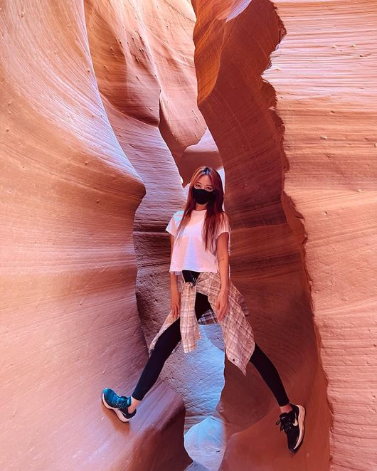 Discussion date photo deleted...United States of Americas thrownMisconceptions Celebratory photo as actor Han Ye-seul enjoys United States of America trip with boyfriend, 10was in controversy.Recently, Han Ye-seul posted several self-portraits on his personal SNS, saying, HIKING THROUGH WONDERs.Han Ye-seul in the photo is posing in a canyon that has a tremendous natural scenery.Han Ye-seul touches the sandstone wall with his hand, and the surrounding gaze gives a free-spirited atmosphere as if it does not care.The fans envied Han Ye-seuls United States of Americas recent travel, leaving comments such as I am also beautiful, My sister is more beautiful than that great nature and I am wonderful and beautiful and done.However, as soon as the photo is uploaded, Han Ye-seuls Misconceptions Celebratory photoControversy has erupted because Han Ye-seul was the place where he was traveling at the time should not have damaged the tourist destination.In fact, the site Han Ye-seul visited is the United States of America, an Entelope Canyon in Las Vegas, where professional guides refrain from touching tourist attractions so that they do not damage them.There is also a prohibition to touch sandstone walls or climb canyons here.In particular, the signboard in front of the entrance to the canyon reads the phrase no climbing and hiking in or around the canyon, which led to controversy that Han Ye-seul ignored it.Since then, the United States of America Korean Community has been pointed out to him as Han Ye-seul has acted as a Microceptions in tourist attractions.Han Ye-seul eventually deleted the picture.There are many reactions that Han Ye-seul, who grew up in United States of America, has done such a misconceptions behavior.In fact, Han Ye-seuls Microceptions Celebratory photoThis is not the first time the controversy has been over.Han Ye-seul was beaten in February by uploading a picture of him lying down or sitting at a restaurant table, saying, Its a good thing to arrive early at the appointment place.The second Microceptions Celebratory photo already in three monthsIt is Han Ye-seul, who is in controversy, and it is noteworthy what position he will take this time and calm the angry public.Meanwhile, Han Ye-seul has been openly devoted to Ryu Sung-jae, who is 10 years younger than last May.han yes-seul SNS