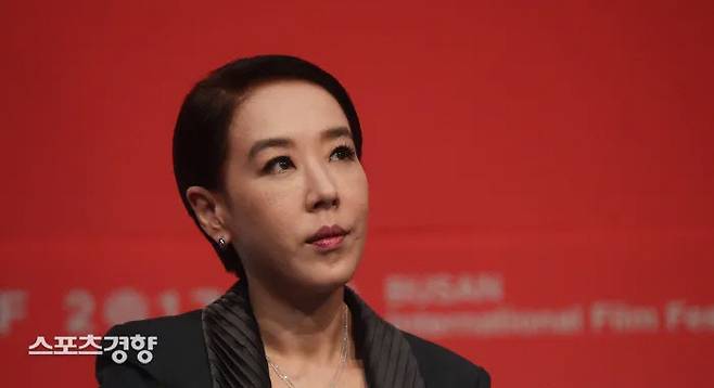 7일 오후 세상을 떠난 배우 강수연, 사진|경향DB