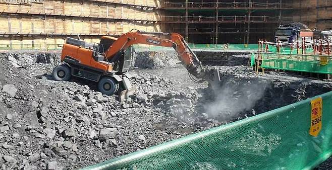 대구시는 대형 공사장과 대기 배출업소 등 100개소를 대상으로 기획 수사를 실시해 위반행위 20건 적발했다. (대구시 제공) 2022.05.17