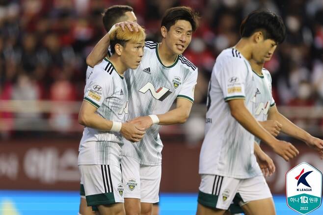 전북 현대가 최근 8경기 무패를 기록하며 순위를 끌어 올리고 있다. (한국프로축구연맹 제공) © 뉴스1
