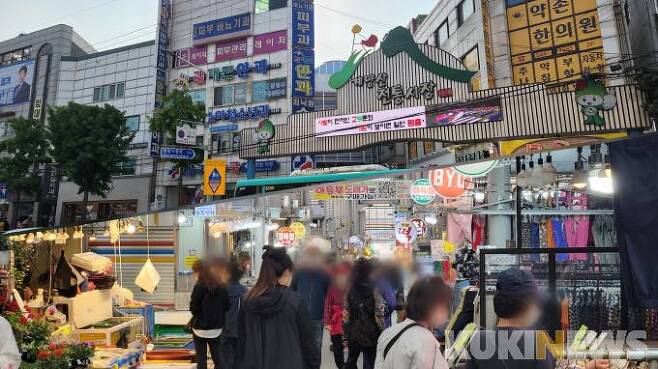 인천 계양구에 있는 대표적인 전통 시장인 계양산 시장.   사진=황인성 기자