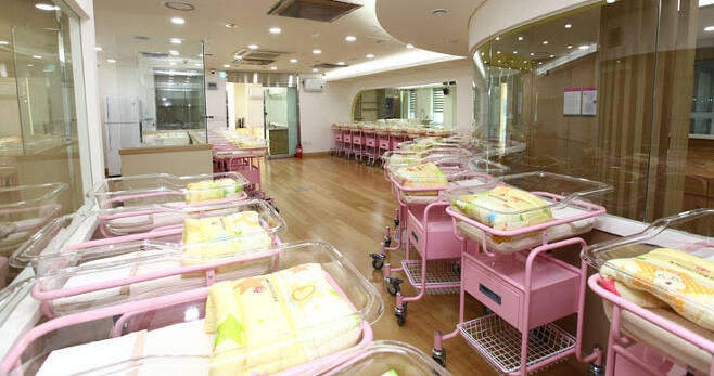 송파산모건강증진센터의 신생아실. 송파산모건강증진센터 제공