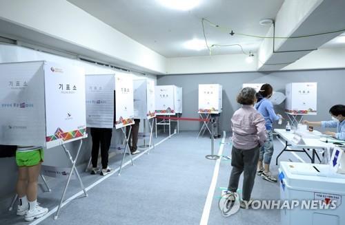 지방선거 투표 [연합뉴스 자료사진]