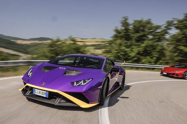 람보르기니 우라칸 STO.