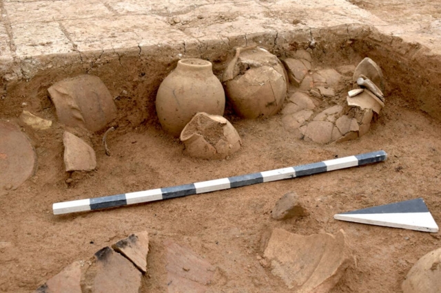 자키쿠 유적지에서 발견된 도자기 그릇. 독일 튀빙겐 대학교 제공