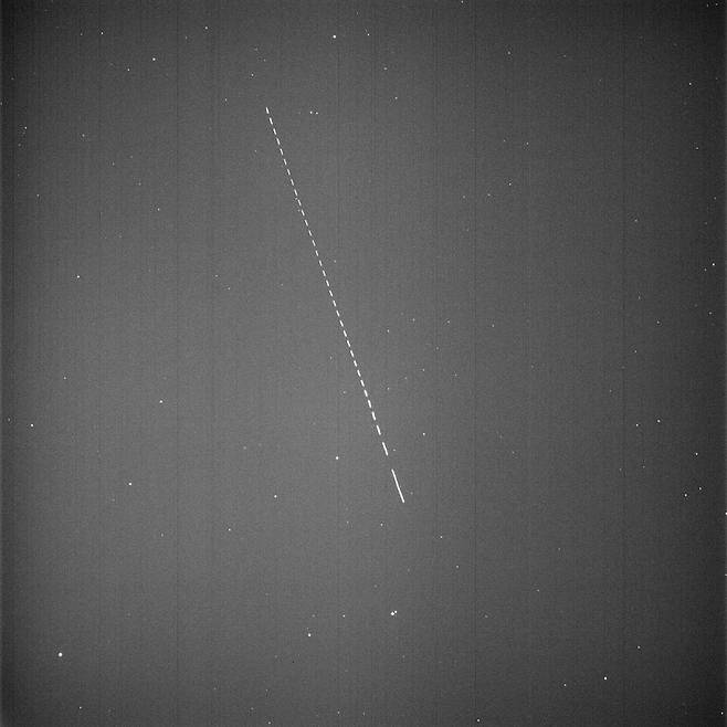 아울넷으로 관측한 누리호 우주물체 중 누리호 발사체 3단. /사진제공=천문연구원