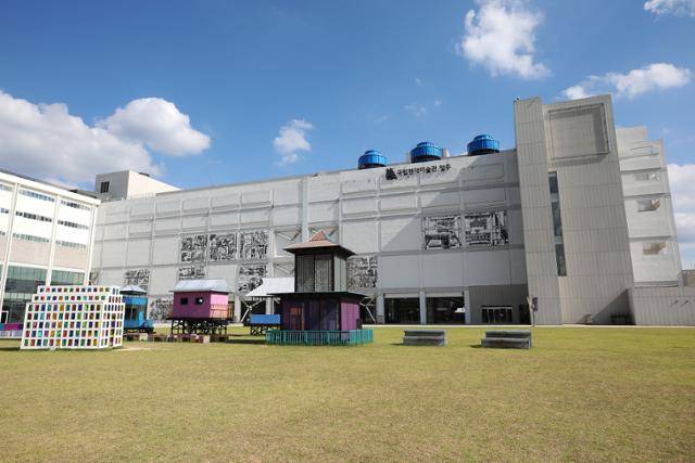 국립현대미술관 청주관. 국내 네 번째 국립현대미술관이자, 최초의 수장고형 미술관이다. ⓒ박준규