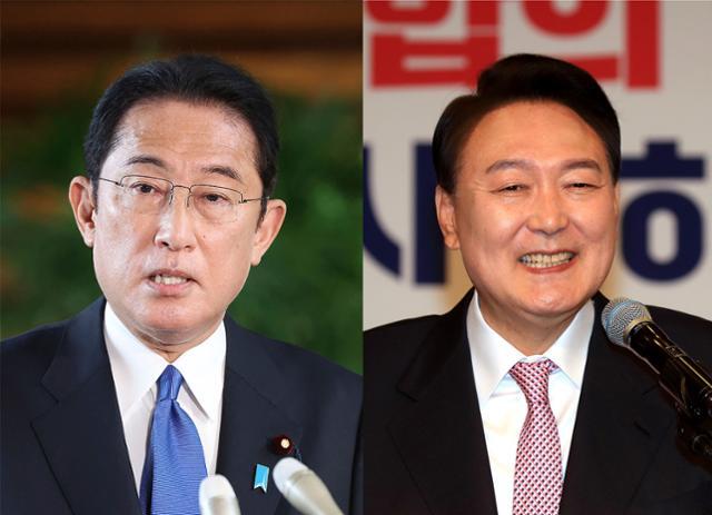 기시다 후미오(왼쪽) 일본 총리와 윤석열 대통령 당선인. AFP 연합뉴스 오대근 기자