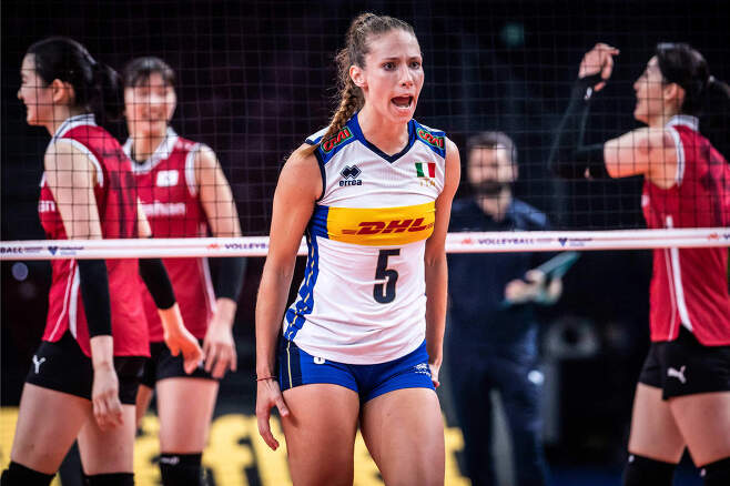 한국 여자배구가 이탈리아에 1-3으로 졌다.(VNL 제공)© 뉴스1