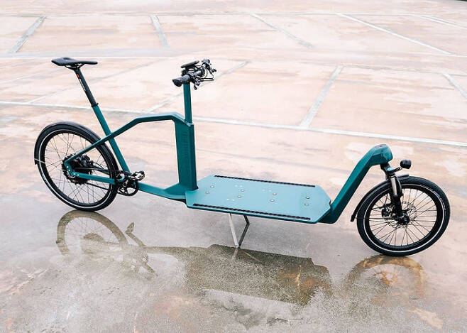 독일 기업 ‘매니악 앤드 세인’이 내놓은 화물 운반용 자전거. 총 200㎏을 옮길 수 있으며, 넓은 화물칸을 이용해 부피가 큰 물체도 편리하게 운반할 수 있다. 매니악 앤드 세인 제공