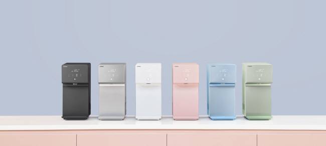 고객들의 취향을 고려해 6가지 색상으로 출시된 코웨이 아이콘 정수기2. 코웨이 제공