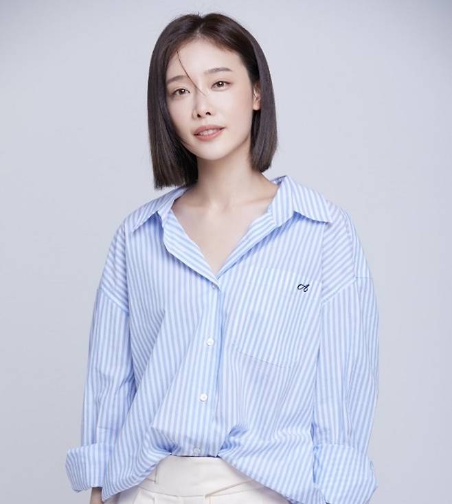 김히어라. 퍼플엔터테인먼트