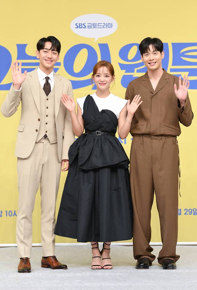 남윤수, 김세정, 최다니엘(왼쪽부터). 사진 제공=SBS