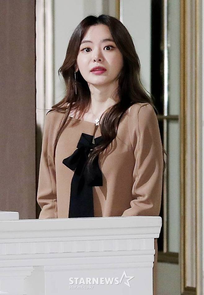 방송인 서유리가 9일 오후 서울 강남구 논현동 임피리얼 팰리스 호텔에서 열린 OCN 수목드라마 '달리는 조사관' 제작발표회에서 진행을 하고 있다. /사진=김창현 기자 chmt@