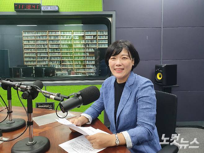 강원CBS 시사프로그램 <서정암의 시사줌인>에 출연한 강원도의회 임미선 의원. 강민주 PD.