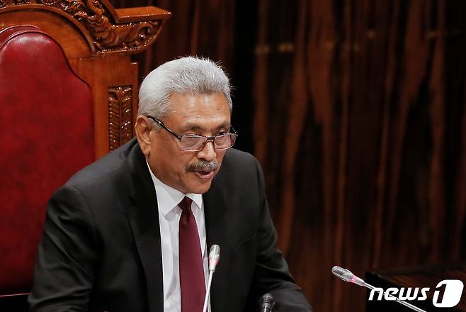 고타야바 라자팍사 스리랑카 대통령이 의회에서 연설하고 있다. 2022.07.10ⓒ 로이터=뉴스1 ⓒ News1 박형기 기자