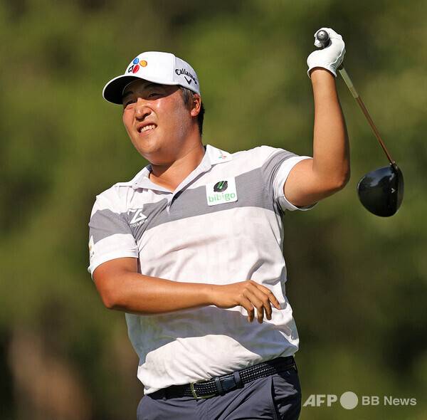 미국프로골프(PGA) 투어 2021-22시즌 플레이오프 1차전 페덱스 세인트주드 챔피언십에 출전한 이경훈 프로가 2라운드에서 경기하는 모습이다. 사진제공=ⓒAFPBBNews = News1