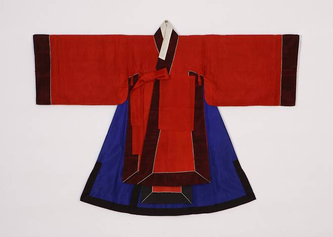 조복, 조선 19세기 말, 비단, 중요민속자료, 이화여자대학교박물관.