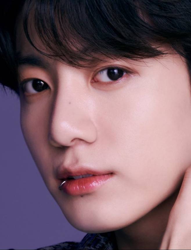 방탄소년단 정국, 고품격 '세젤미'.."꾹꾹♥"