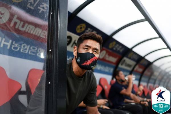 설기현 경남FC 감독. 한국프로축구연맹 제공