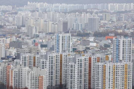 2021년 11월 대전 보문산 전망대에서 바라본 아파트 단지 전경. 최은성 기자