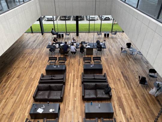 충청남도 태안 'HMG 익스피리언스 드라이빙 센터' 1층 라운지. 장우진 기자