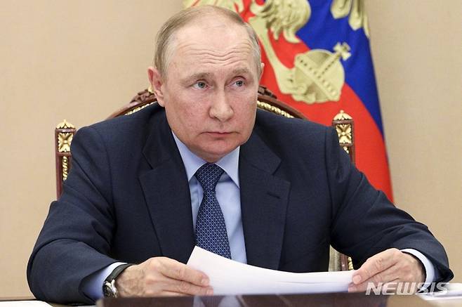 [모스크바=AP/뉴시스] 블라디미르 푸틴 러시아 대통령의 모습. 2022.07.26.