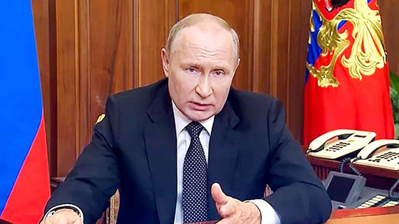 블라디미르 푸틴 러시아 대통령이 지난달 21일(현지시간) 모스크바에서 대국민 연설을 통해 부분 동원령을 발표하고 있다. AP=뉴시스