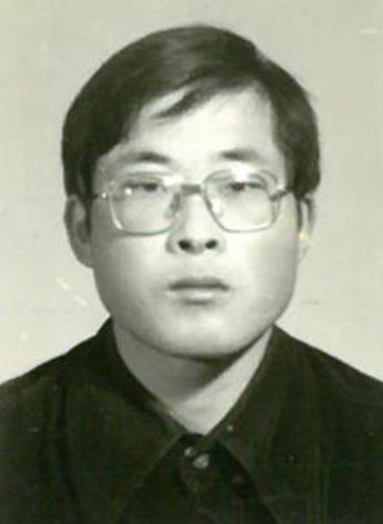 생전의 김신철씨 모습. 당시 한일장신대 신학과 1학년이었던 김씨는 1983년 7월 급류에 휩쓸린 초등학생을 구하고 목숨을 잃었다. 한일장신대 제공