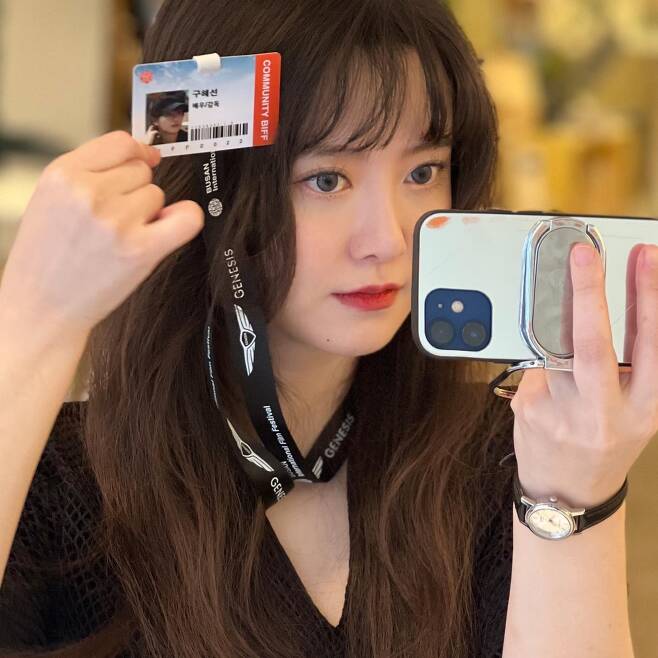 Actor and director Ku Hye-sun has reported on the latest.Ku Hye-sun wrote on his Instagram account on Thursday: Actor/director Ku Hye-sun is trying to be healthy, both body and mind; this is the Busan International Film Festival.Ill see you later!Ku Hye-sun, in the public photo, is taking a picture with the entrance card of the 27th Busan International Film Festival (BIFF).Under the photo of Ku Hye-sun in the access card, it was noted as Actor/director, which caught the eye.Ku Hye-sun, who attended the 27th Chunsa International Film Festival, attracted attention because of his appearance.Ku Hye-sun posted on social media after the event, Im a little bit tired of my heart!Ku Hye-sun also said, I will recover from the Busan International Film Festival.Ku Hye-sun, who attended the Busan International Film Festival, boasted an original look, showing off his sleek jaw line, distinctive features and alluring atmosphere.Also, while the age of 39 was incredible, Beautiful looks caught the eye.Meanwhile, Ku Hye-sun is active in various fields such as Actor, Film Director, Composer, and Novelist.Photo: Ku Hye-sun Instagram