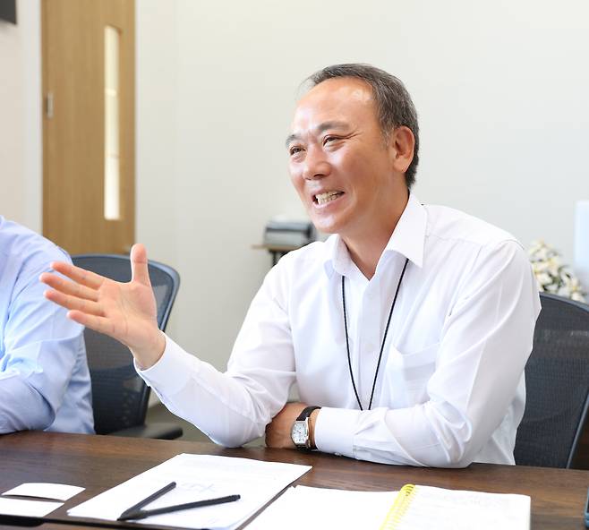 9월 28일 서울 합정동 KB미래컨택센터에서 전성표 대표가 비즈니스워치와 인터뷰 하고 있다. /사진=KB국민은행