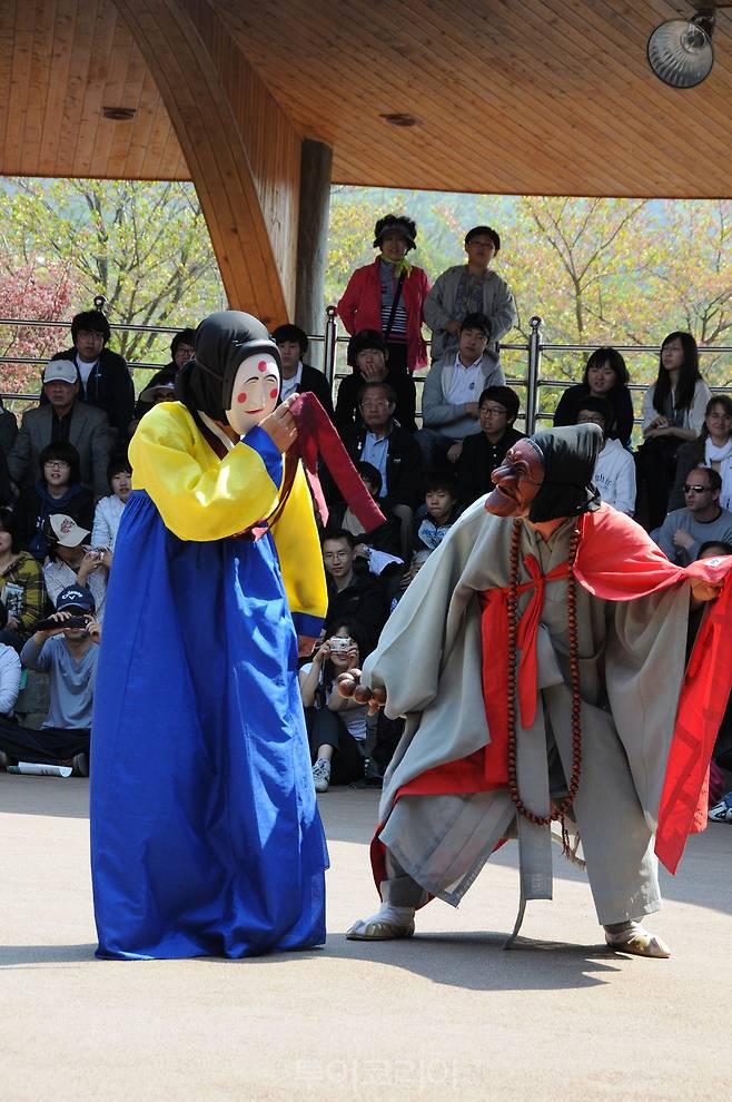 하회별신굿탈놀이