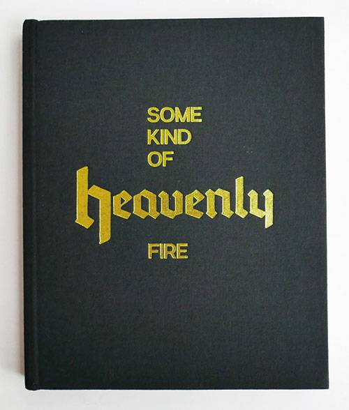 사진집 ‘천상의 어떤 빛 (Some Kind of Heavenly Fire)’의 표지. 사진 김진영