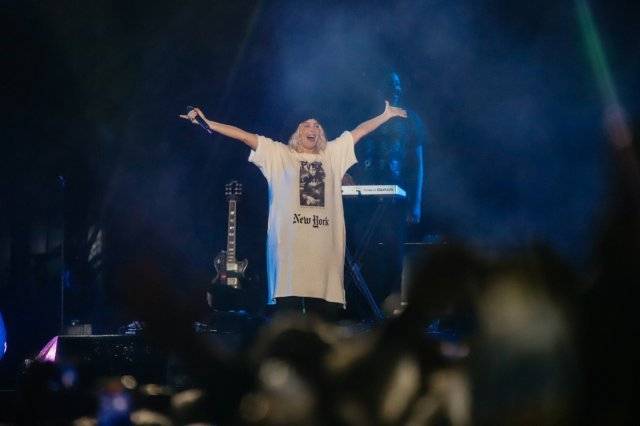 이달 8~10일 서울 송파구 올림픽공원 88잔디마당에서 열린 ‘슬로우 라이프 슬로우 라이브 2022’의 헤드라이너로 무대에 선 영국 싱어송라이터 앤 마리. ‘2002’ ‘차오 아디오스’ ‘Friends’ 등의 곡으로 한국에서도 큰 사랑을 받았다. 프라이빗커브 제공