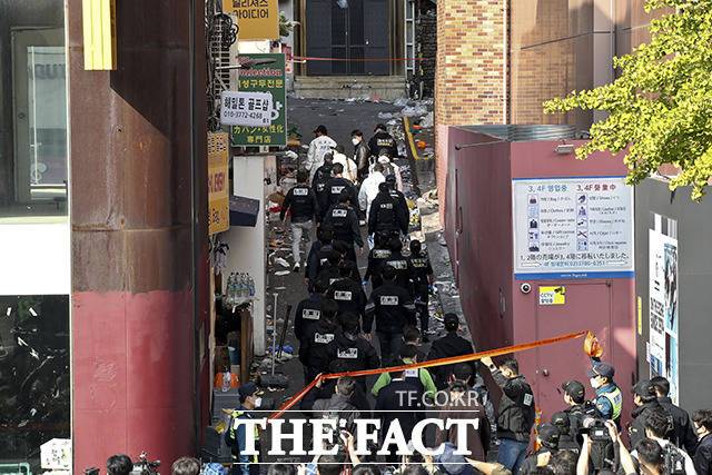 압사사고는 '예방'이 최우선이다. 심정지 환자의 '골든타임'은 최대 10분 정도인데, 그 시간 내 의료진이 현장에 도달하는 건 어렵기 때문이다./이선화 기자